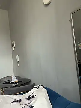 Curveysinaa online show from February 16, 2026, 8:46 am