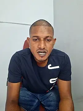 dmancams1874 online show from November 8, 2025, 11:58 am