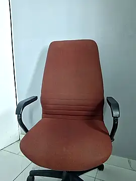 dmancams1874 online show from October 12, 2025, 5:14 pm