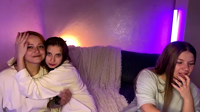   2sya   online show from November 5, 2025, 1:25 pm