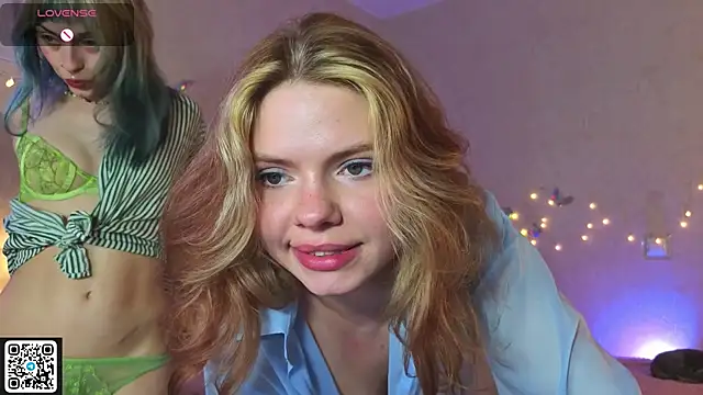 Red  Candy online show from July 12, 2026, 3:13 pm