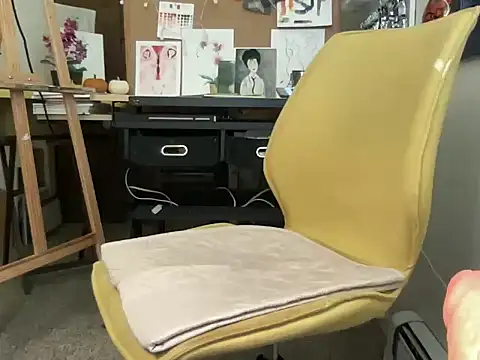 Snapshot of naughtyonbicycle chatting on October 9, 2025, 1:22 pm naughtyonbicycle online show from October 9, 2025, 1:22 pm