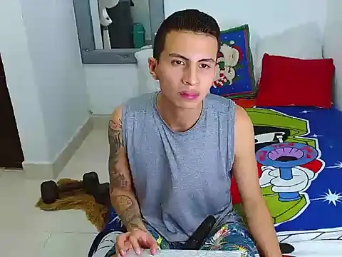 Velk hot online show from November 19, 2025, 7:25 pm