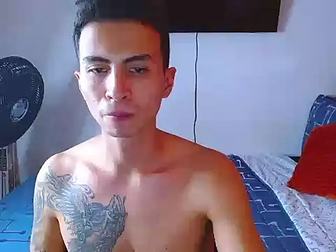 Snapshot of Velk_hot chatting on April 30, 2026, 8:27 pm Velk hot online show from April 30, 2026, 8:27 pm