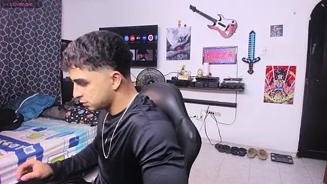 cJuan111 online show from February 27, 2025, 12:14 am