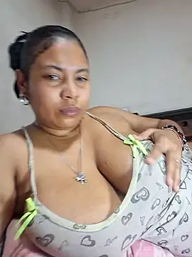 sexypaula-latina4u online show from January 12, 2025, 9:40 pm