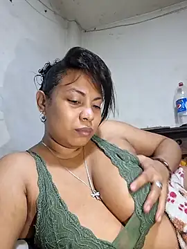 sexypaula-latina4u online show from December 22, 2024, 11:44 am
