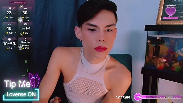 Snapshot of femboykeene chatting on February 8, 2025, 7:48 am femboykeene online show from February 8, 2025, 7:48 am