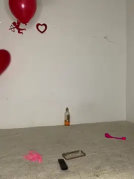 Liloo8923 online show from February 14, 2026, 3:07 am