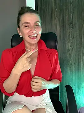 Liloo8923 online show from March 12, 2026, 3:01 am