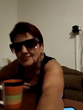 Ely Elenita online show from September 15, 2025, 8:53 pm