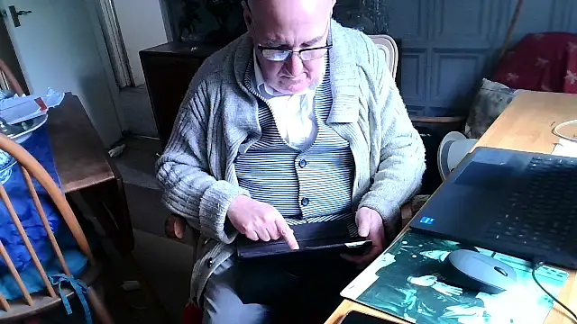 Adamdaddybear online show from March 13, 2025, 2:12 pm