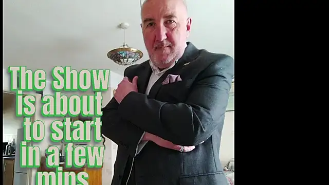 Adamdaddybear online show from February 17, 2026, 8:11 am