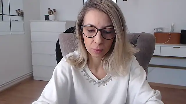 SukyGirl online show from February 11, 2025, 8:48 am