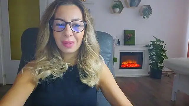 SukyGirl online show from October 16, 2025, 7:27 am