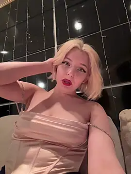 XMelissaX online show from February 9, 2026, 9:13 pm