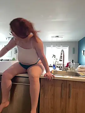 Sweetleeahxx online show from February 26, 2025, 4:38 pm