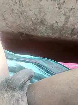 Shibuvyyyy online show from November 11, 2025, 10:32 am