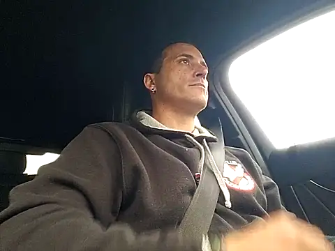 Snapshot of Lucas___81 chatting on November 15, 2025, 10:41 am Lucas 81 online show from November 15, 2025, 10:41 am