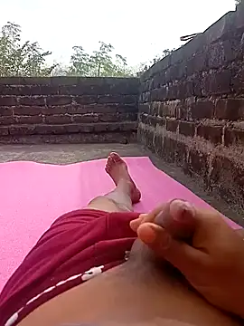 Snapshot of Tanker_95 chatting on December 20, 2024, 4:53 am Tanker 95 online show from December 20, 2024, 4:53 am