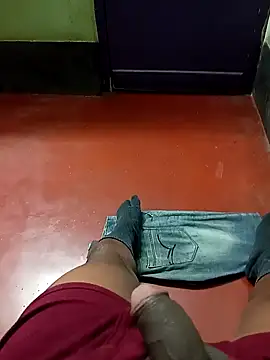 Snapshot of Tanker_95 chatting on January 13, 2025, 12:30 am Tanker 95 online show from January 13, 2025, 12:30 am