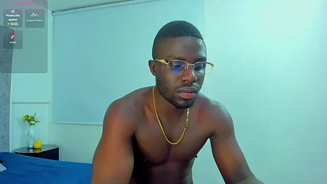 Latrellx7 online show from March 22, 2025, 12:25 pm