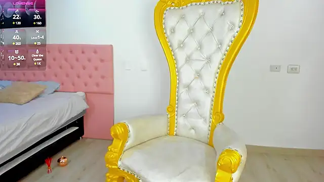 Latrellx7 online show from February 8, 2025, 11:33 am