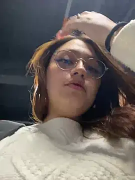 sweet valery21 online show from February 28, 2025, 2:20 pm