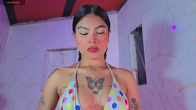 Snapshot of Dolcee_zoe chatting on February 21, 2026, 7:27 pm Dolcee zoe online show from February 21, 2026, 7:27 pm