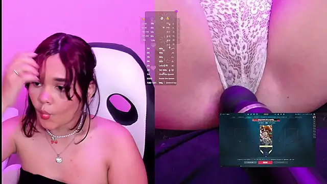 Snapshot of PetiteSalome chatting on January 30, 2025, 9:04 pm PetiteSalome online show from January 30, 2025, 9:04 pm