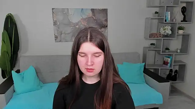 BonneyLove online show from February 15, 2026, 6:07 pm