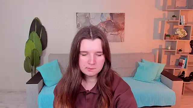 BonneyLove online show from December 4, 2025, 5:23 pm