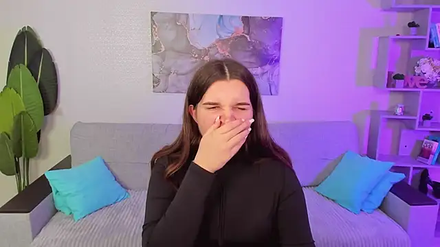 BonneyLove online show from October 7, 2025, 9:49 pm