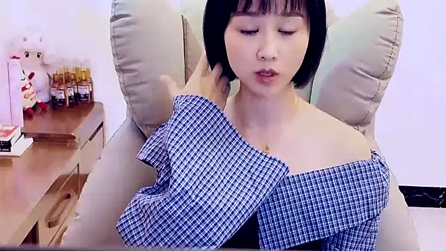 Snapshot of CoCo-SS chatting on March 1, 2025, 1:18 pm CoCo-SS online show from March 1, 2025, 1:18 pm