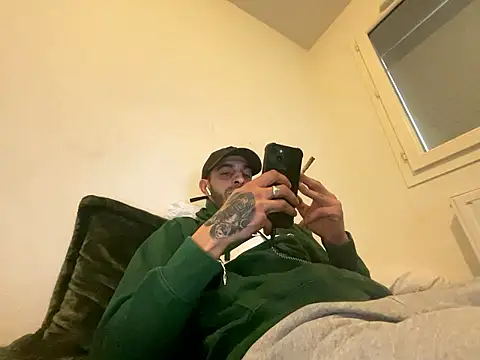 Rebeu313 online show from January 17, 2026, 10:19 am