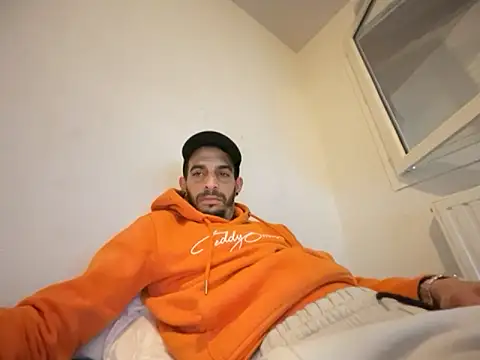 Rebeu313 online show from November 5, 2025, 4:32 pm