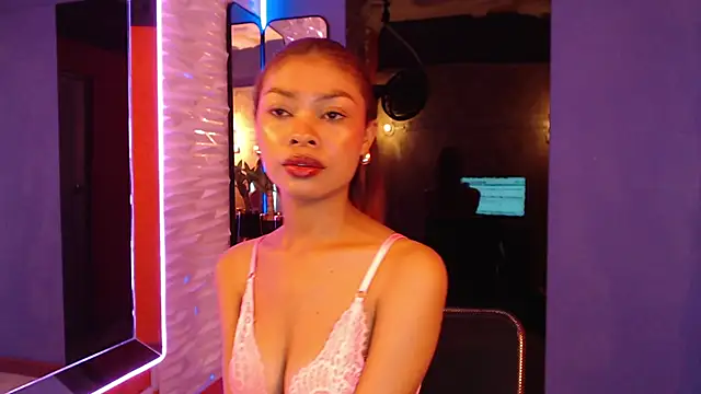 Snapshot of Perla_prg chatting on February 20, 2025, 3:19 pm Perla prg online show from February 20, 2025, 3:19 pm