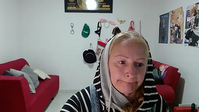 emperabigbootybigass online show from January 9, 2026, 12:12 pm