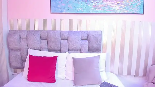 nova lane online show from February 11, 2026, 8:52 pm