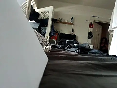 DevinToore online show from October 26, 2025, 6:30 pm