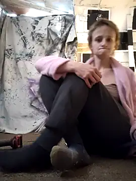 Snapshot of bebbedoll69 chatting on March 15, 2025, 12:36 am bebbedoll69 online show from March 15, 2025, 12:36 am