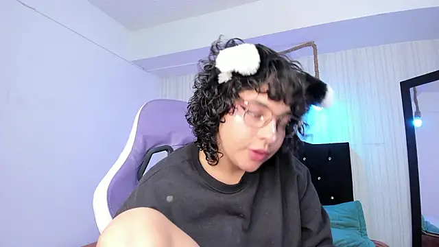 miku katsuragi online show from March 9, 2026, 5:55 am