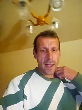 Snapshot of DonCristian chatting on September 28, 2025, 2:46 pm DonCristian online show from September 28, 2025, 2:46 pm