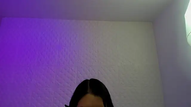 Violetaa diazz online show from March 21, 2026, 9:08 pm