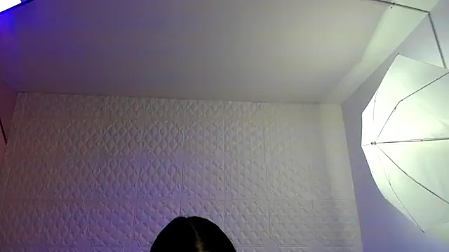 Violetaa diazz online show from November 19, 2025, 9:26 pm