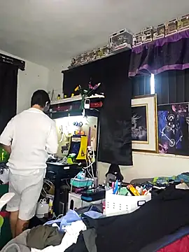 Snapshot of titclitcmndr chatting on February 2, 2025, 5:58 pm titclitcmndr online show from February 2, 2025, 5:58 pm