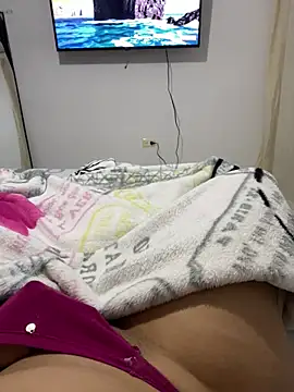 Snapshot of ANYLU19 chatting on October 25, 2025, 3:17 am ANYLU19 online show from October 25, 2025, 3:17 am