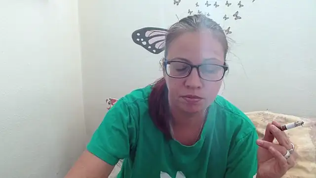 LadyHellene online show from March 12, 2026, 1:59 pm