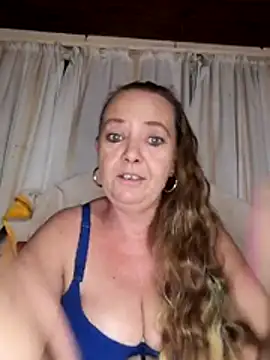 Snapshot of Kimmyb777 chatting on June 19, 2026, 4:57 pm Kimmyb777 online show from June 19, 2026, 4:57 pm