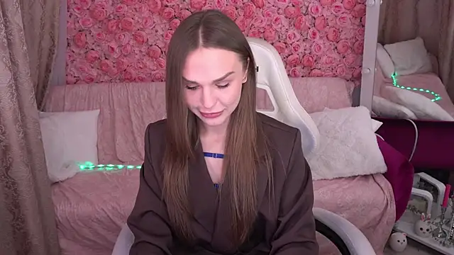 Snapshot of KiraGrayy chatting on March 3, 2026, 1:51 pm KiraGrayy online show from March 3, 2026, 1:51 pm